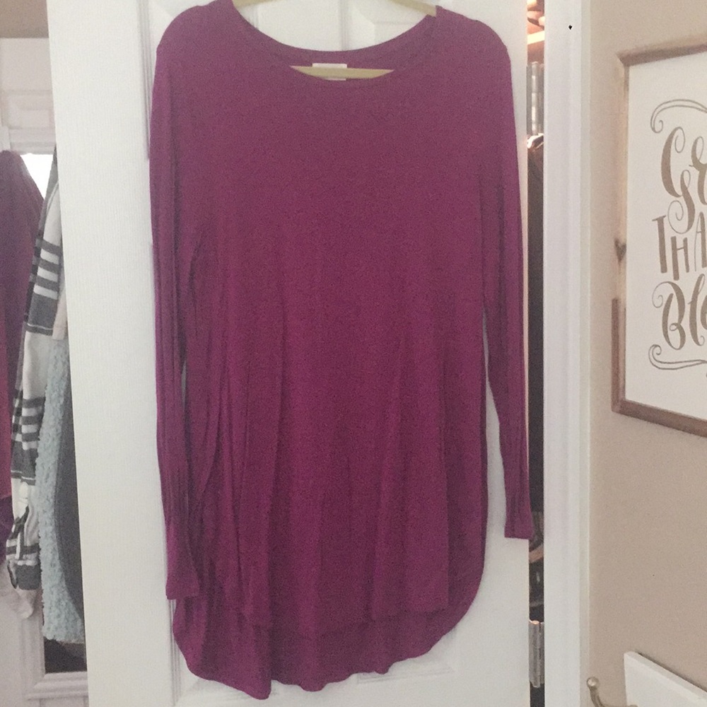 Old Navy long sleeve shirt